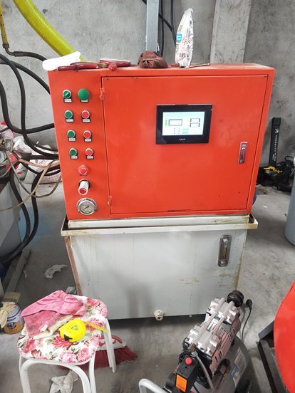 尚大自动化设备 四柱式油压机 sd–100