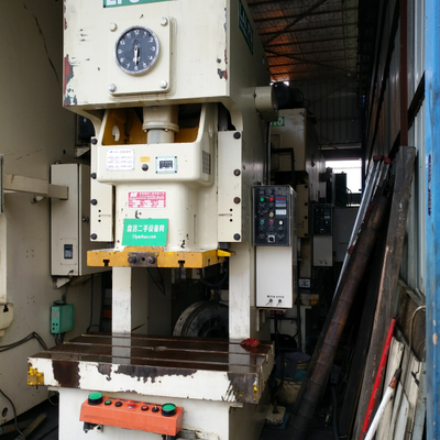 徕富 气动冲床 lfu-110